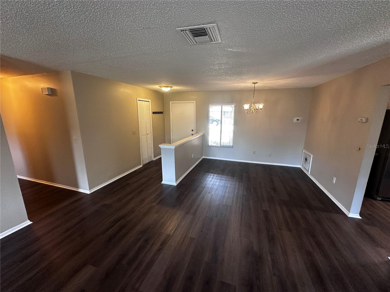 STERLING PARK UNIT 03 - Residential Lease