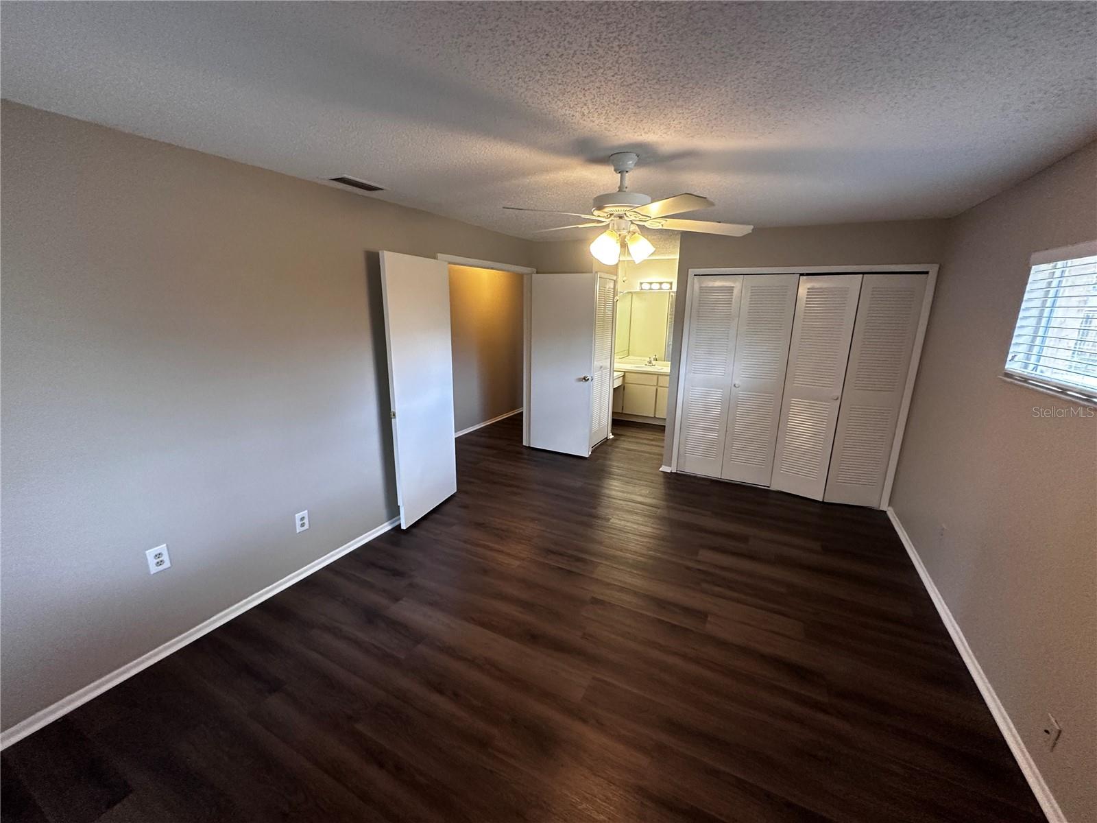 STERLING PARK UNIT 03 - Residential Lease