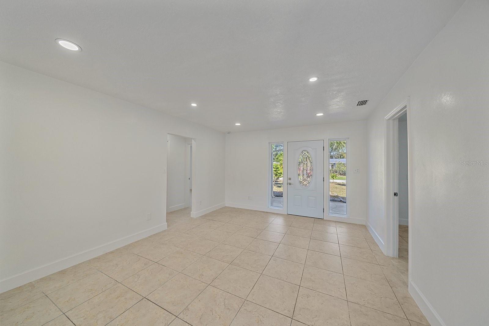 HARBOR OAKS - Residential