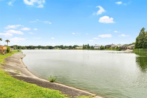 A home in LAKELAND