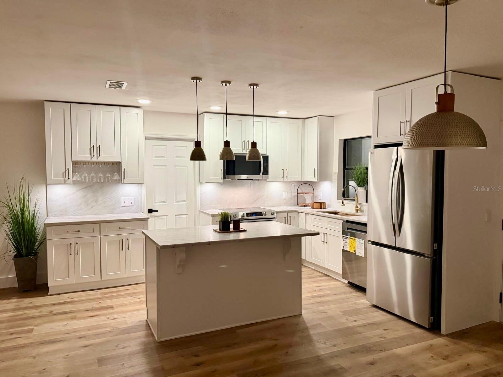 CLINCHWOOD A REP - Residential