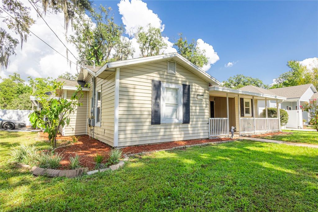 Photo of 1116 N Johnson Street, Plant City, FL 33563 (MLS # TB8413421)
