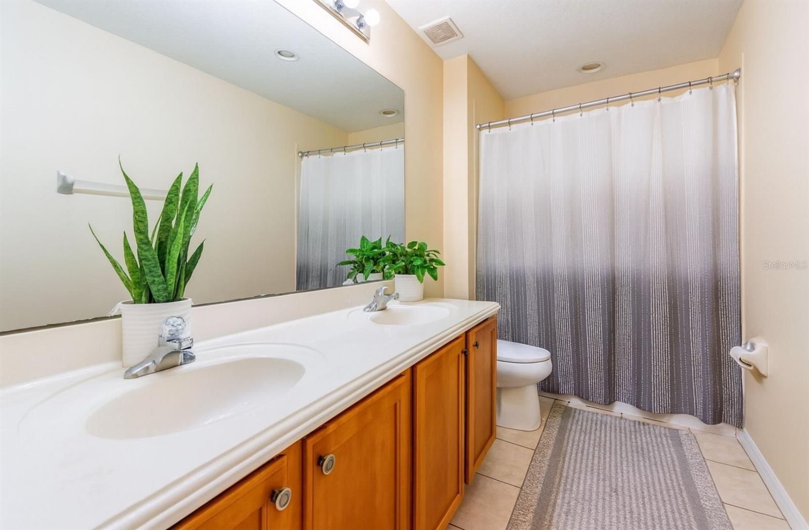 STONEYBROOK HILLS 18 - Residential