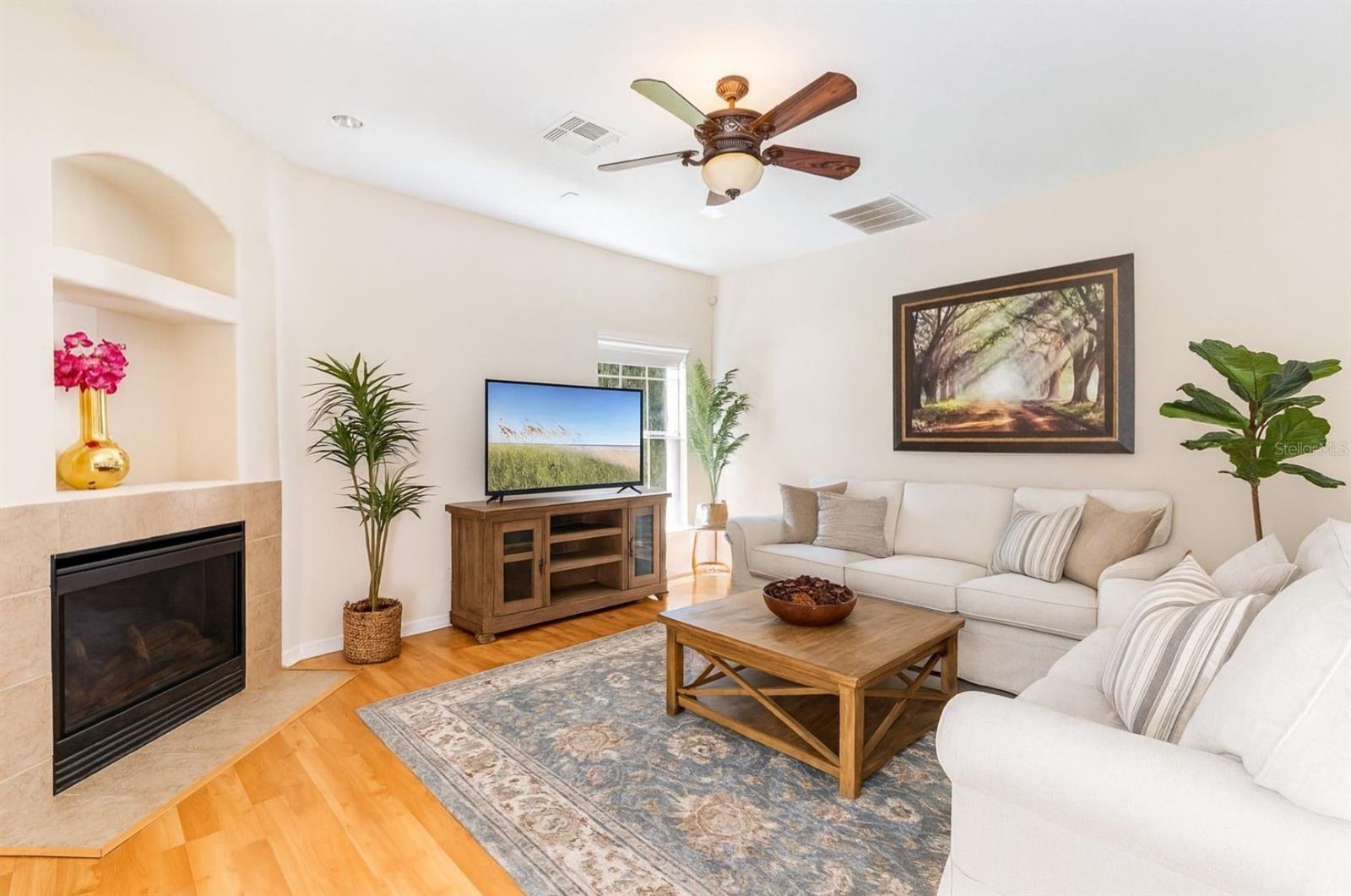 STONEYBROOK HILLS 18 - Residential