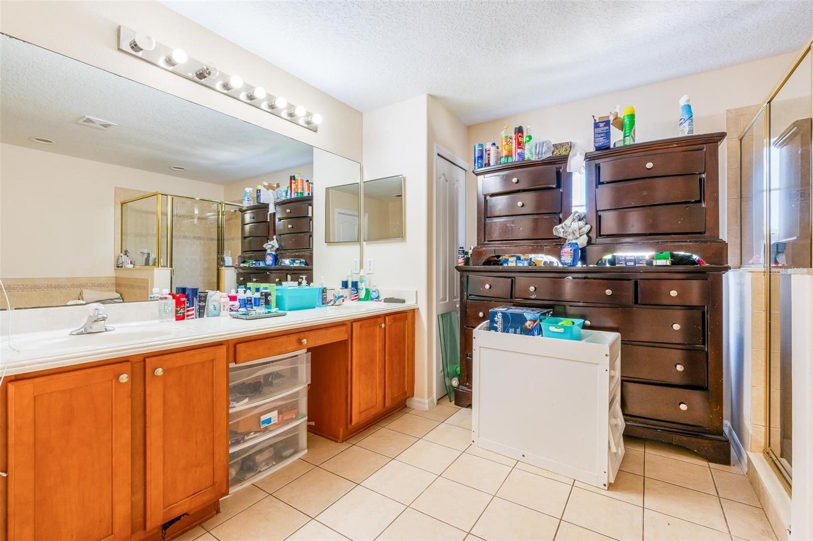 STONEYBROOK HILLS 18 - Residential