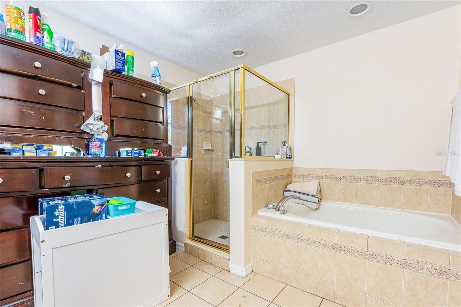 STONEYBROOK HILLS 18 - Residential