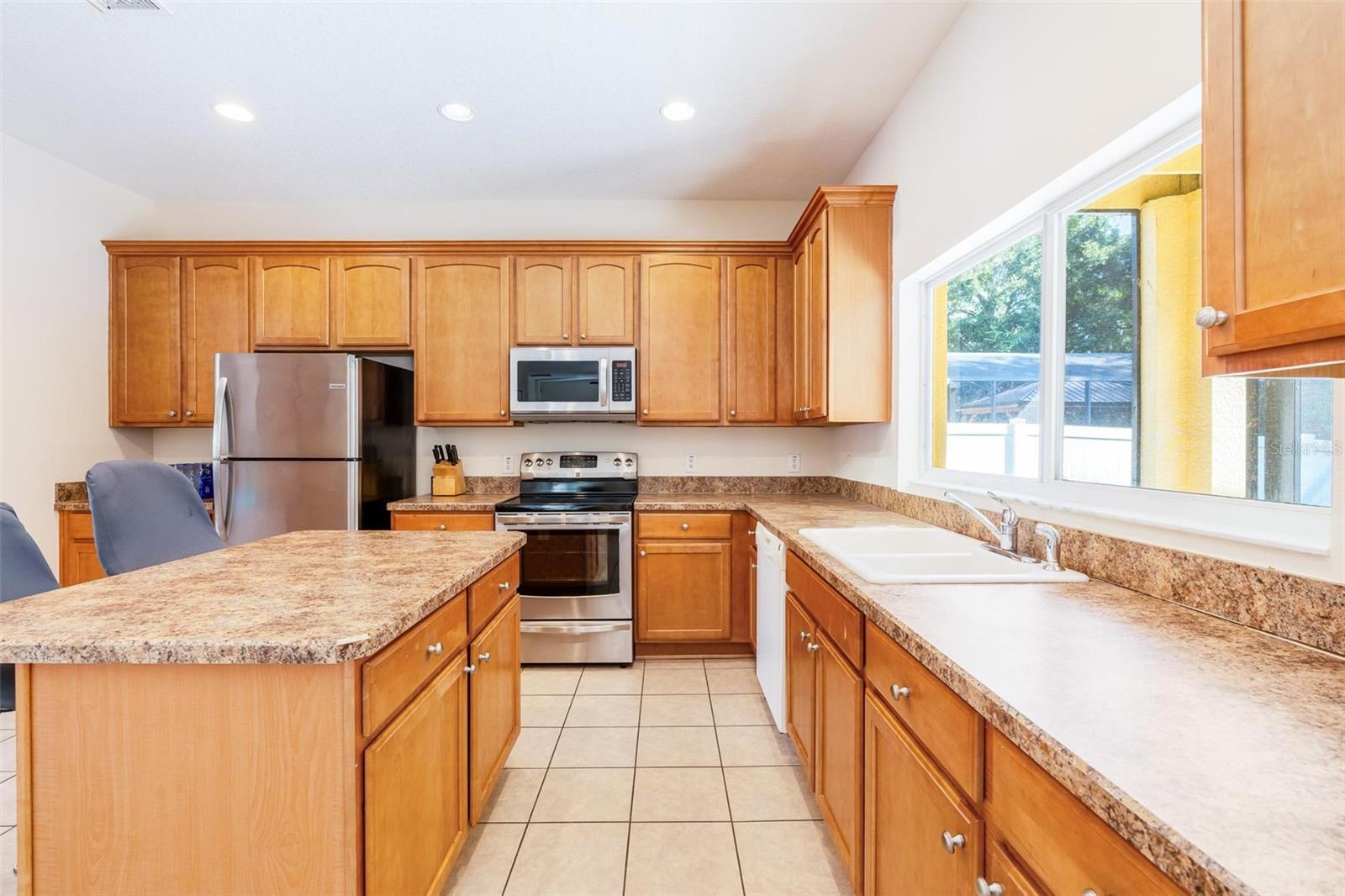 STONEYBROOK HILLS 18 - Residential