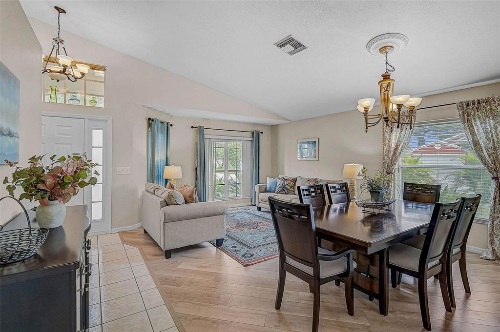 Photo of 4640 Sanibel Way, Bradenton, FL 34203 (MLS # A4670666)