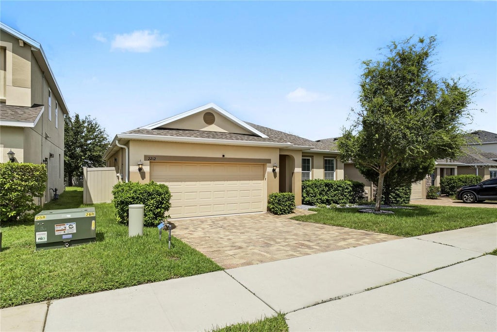 Photo of 2212 Napone Lane, Minneola, FL 34715 (MLS # O6441674)