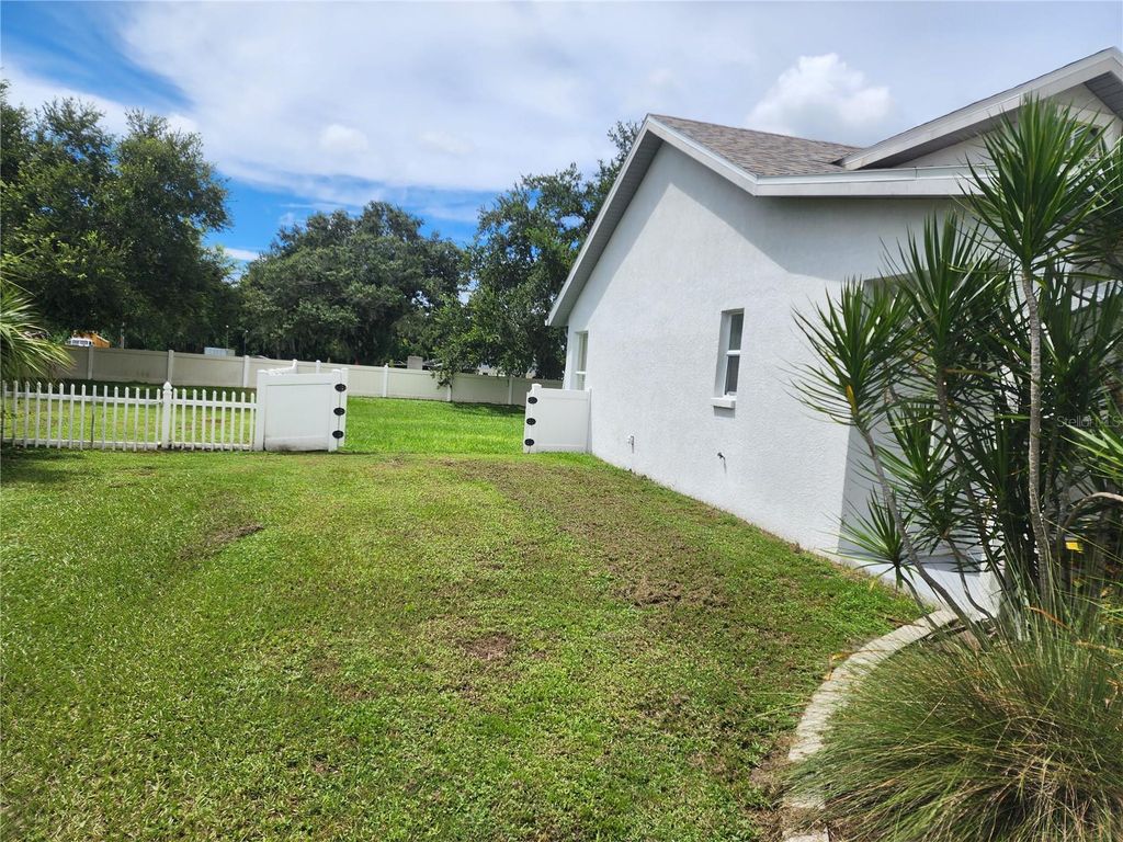 Photo of 6803 34th Avenue E, Palmetto, FL 34221 (MLS # A4666057)