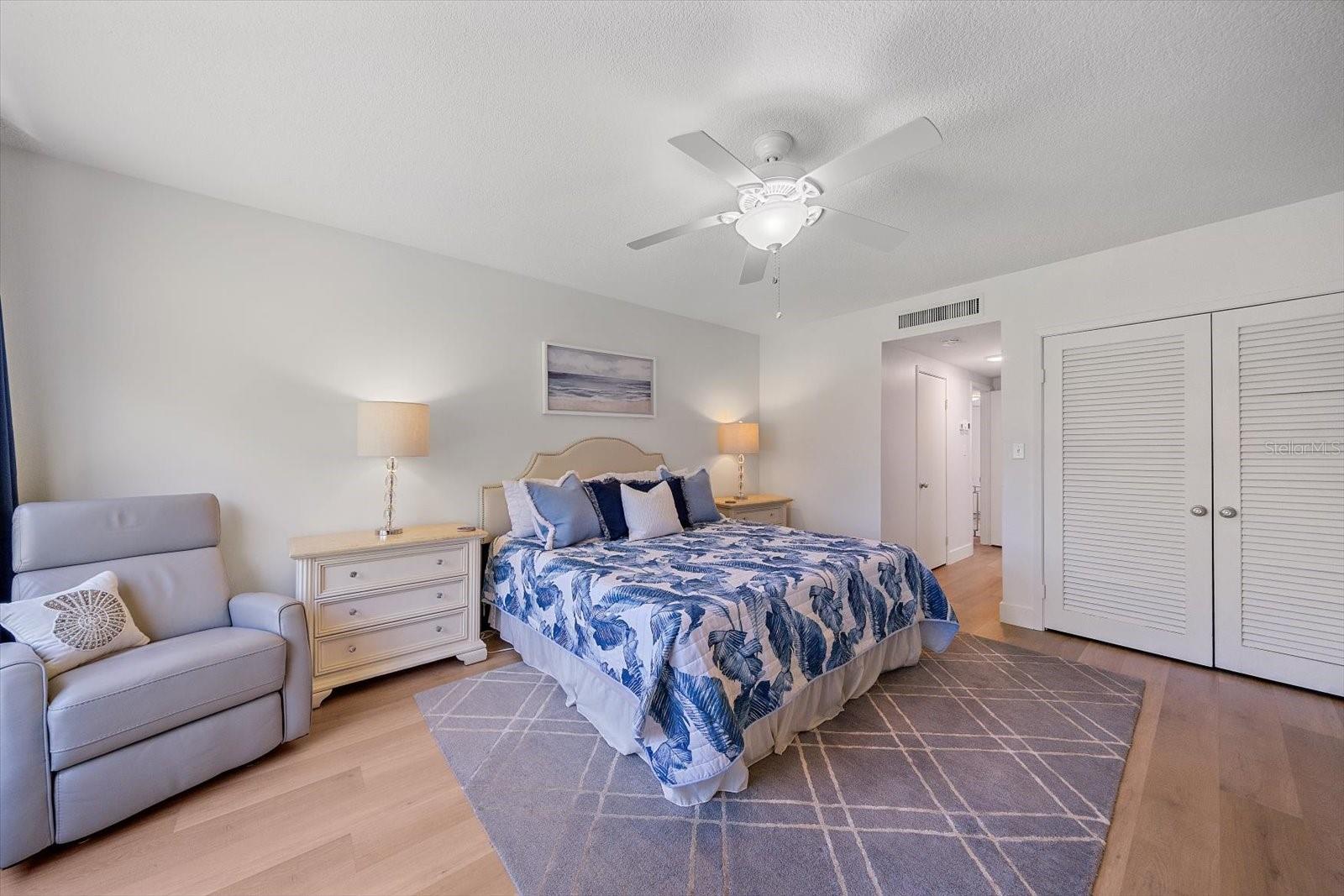SANDS POINT - Residential