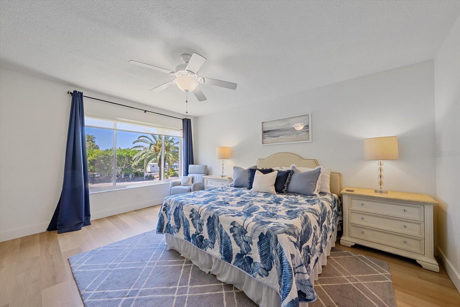 SANDS POINT - Residential