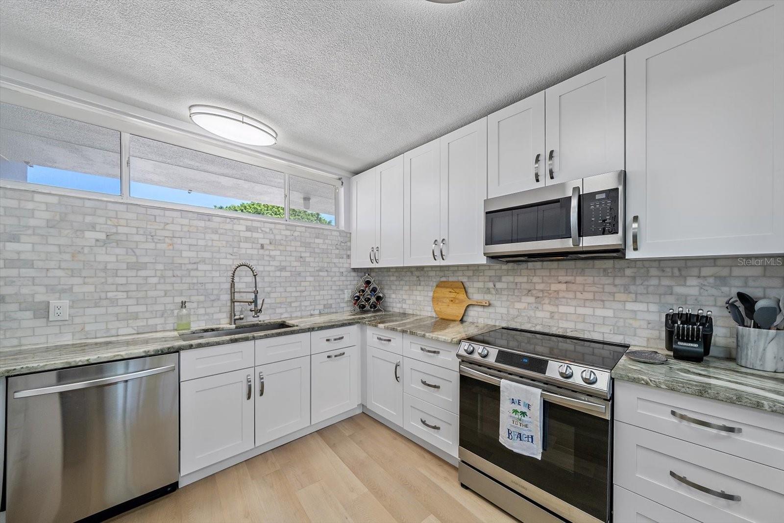 SANDS POINT - Residential