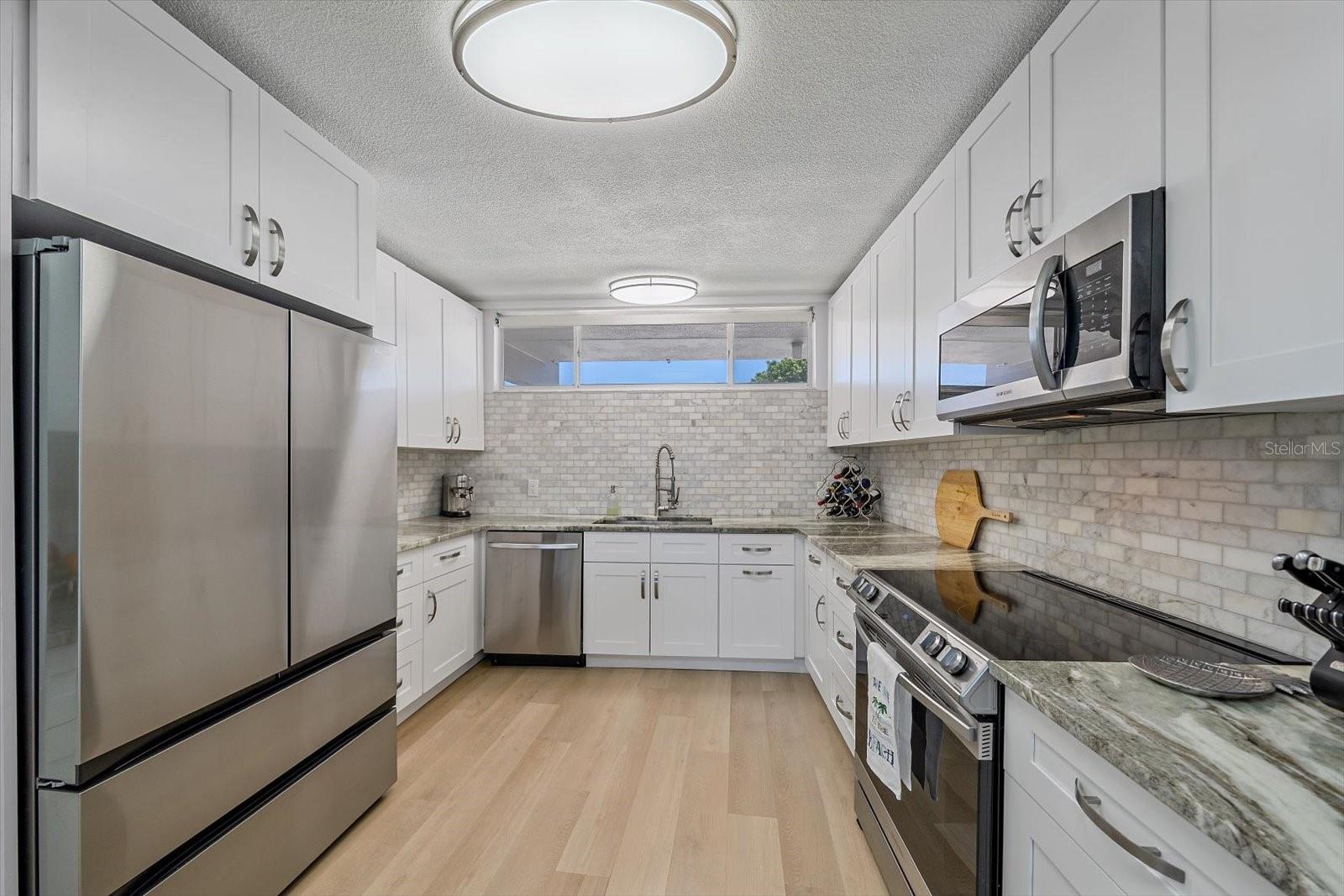 SANDS POINT - Residential