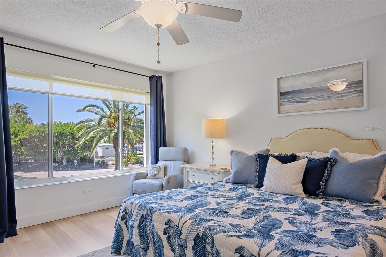 SANDS POINT - Residential