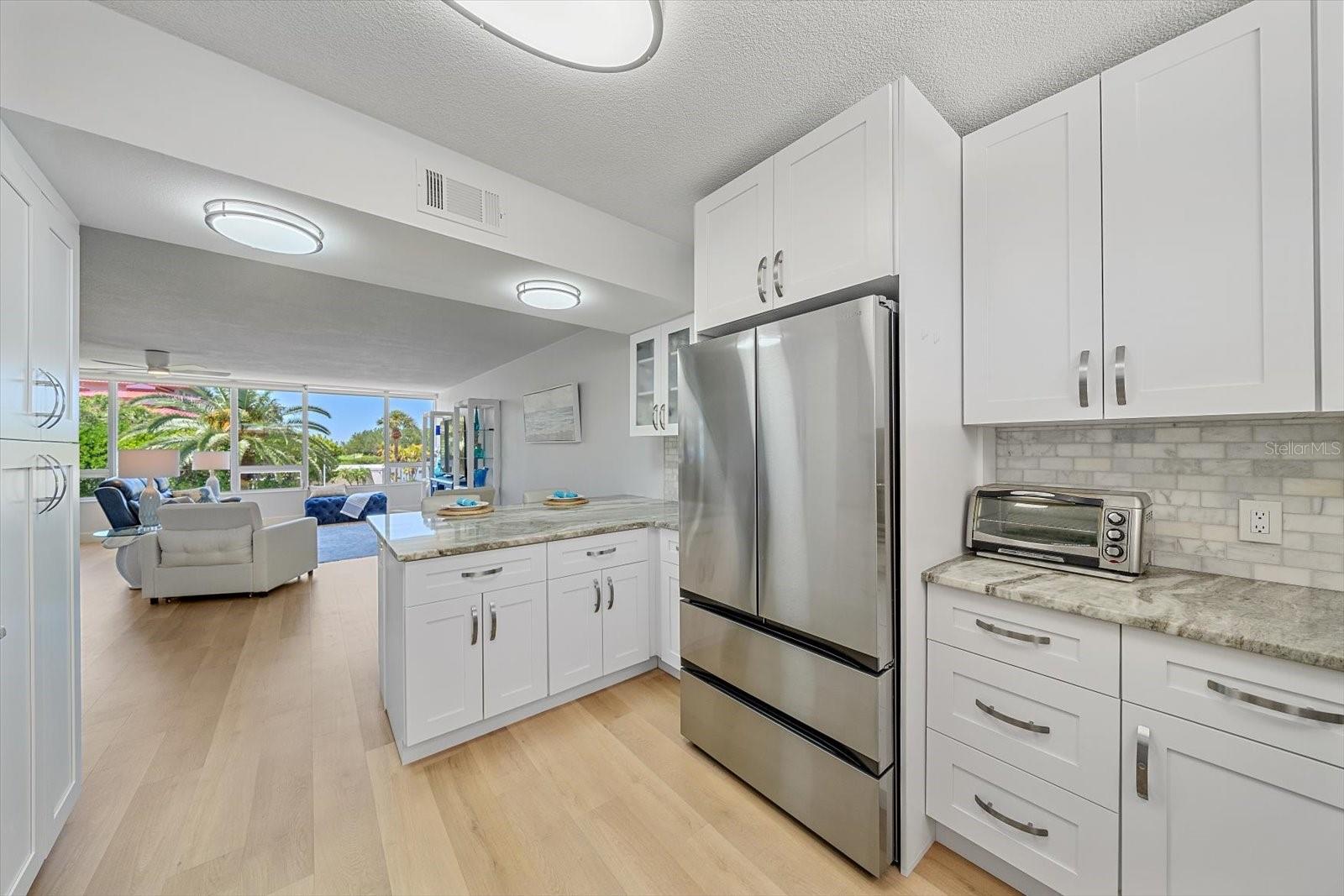 SANDS POINT - Residential