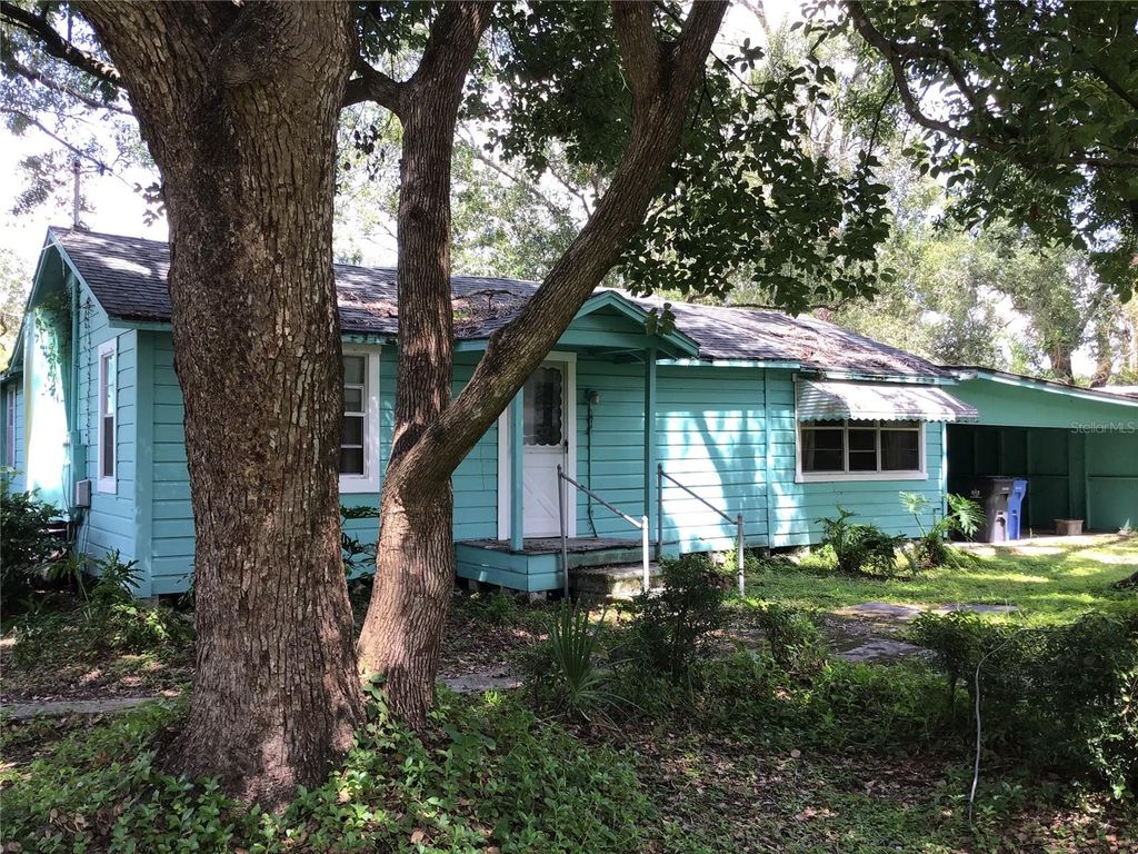 Photo of 6910 Westinghouse Avenue, Tampa, FL 33619 (MLS # TB8431256)
