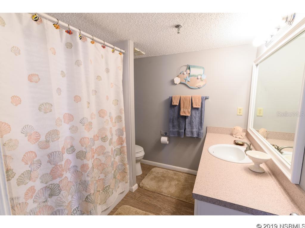 Sandpiper Towers Condo - Residential