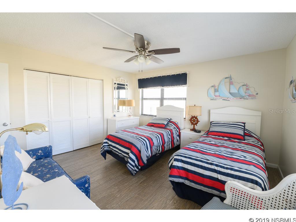 Sandpiper Towers Condo - Residential