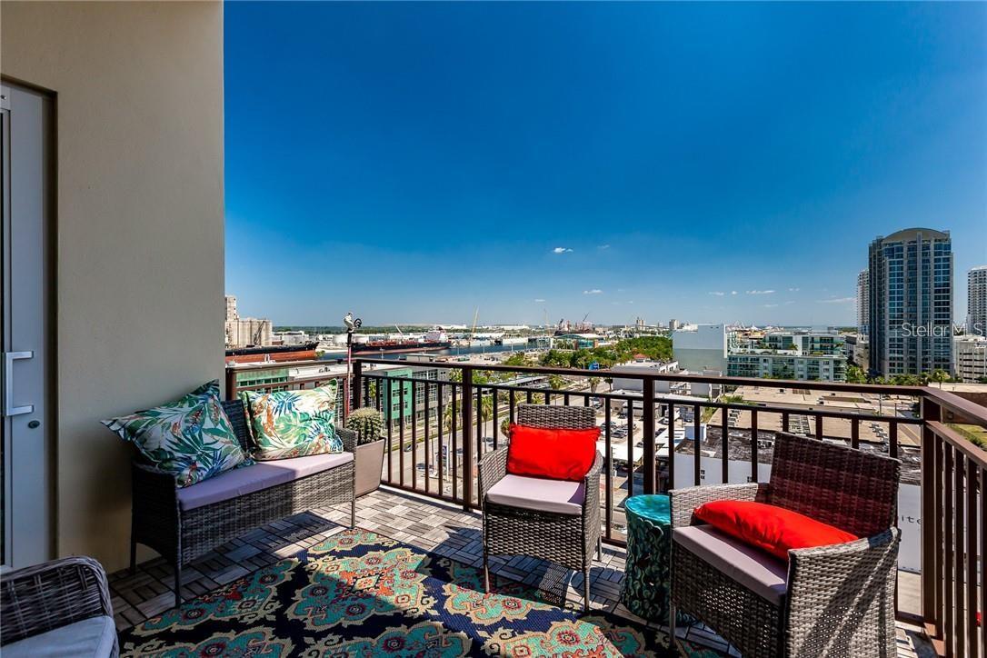 VENTANA A CONDO - Residential