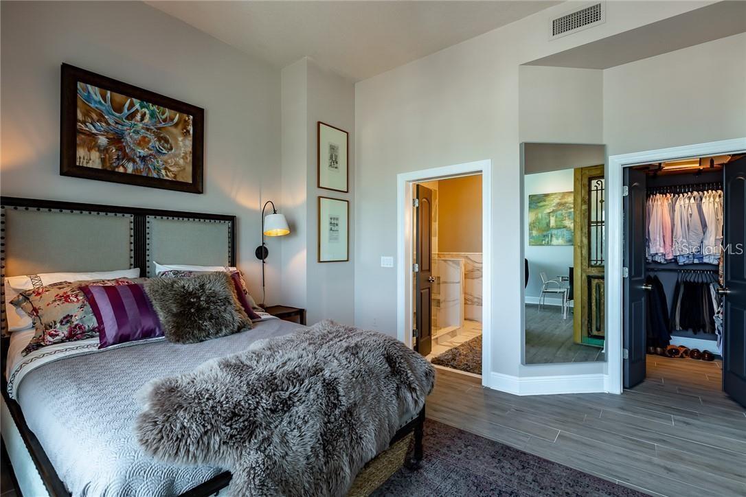 VENTANA A CONDO - Residential