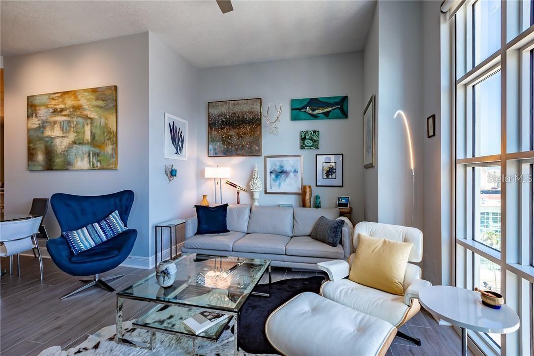 VENTANA A CONDO - Residential