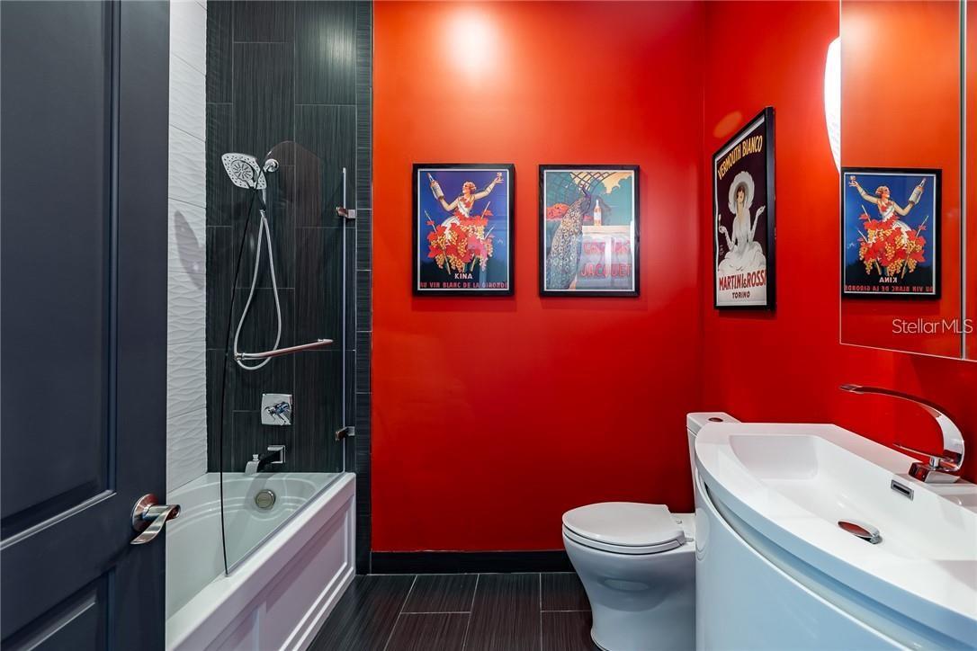 VENTANA A CONDO - Residential