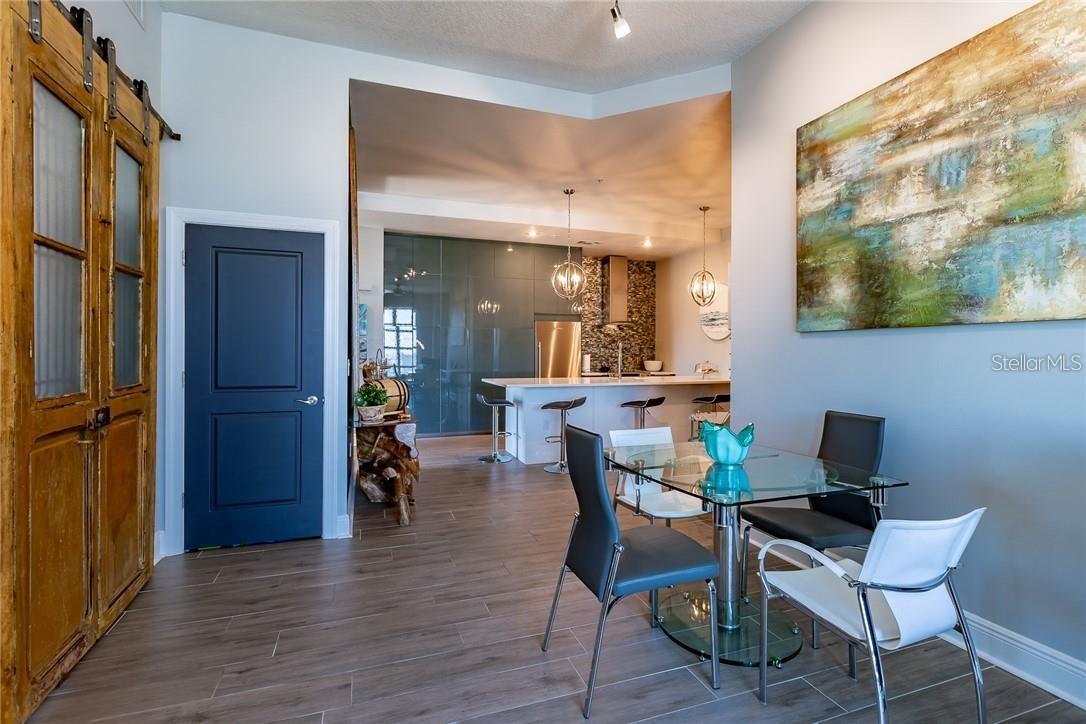 VENTANA A CONDO - Residential