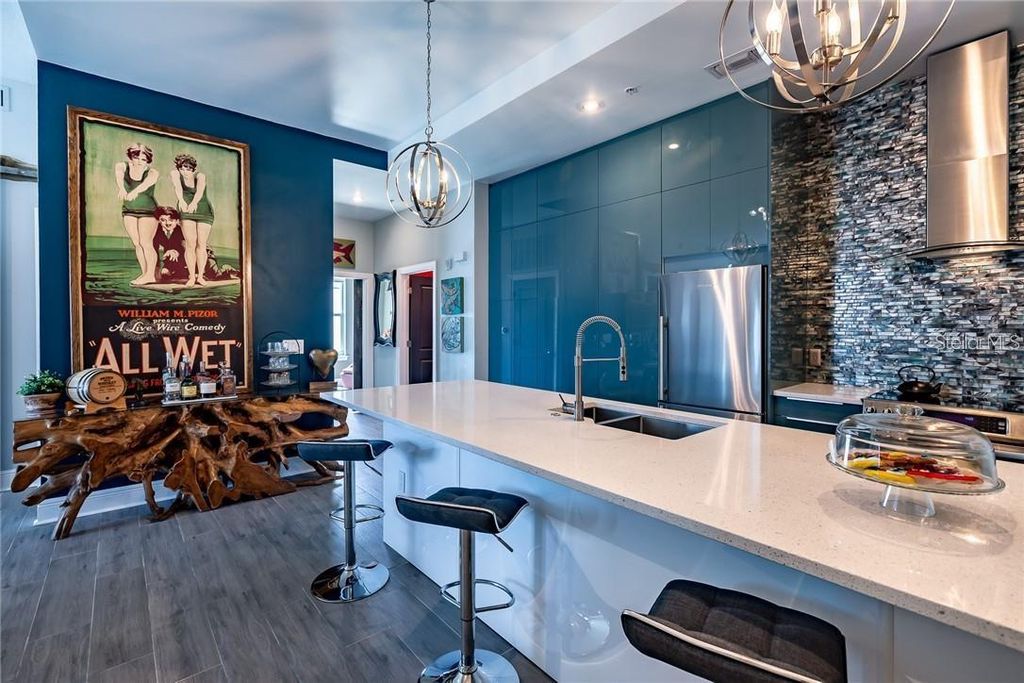 Photo of 1238 E Kennedy Boulevard #1001, Tampa, FL 33602 (MLS # TB8468585)