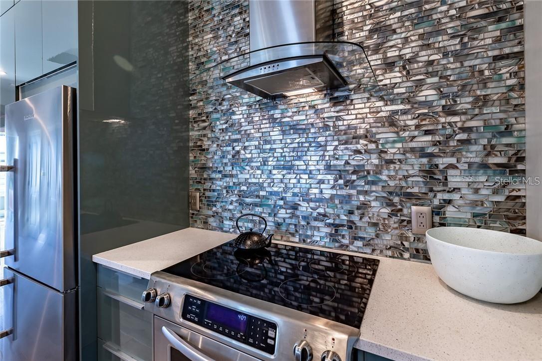 VENTANA A CONDO - Residential