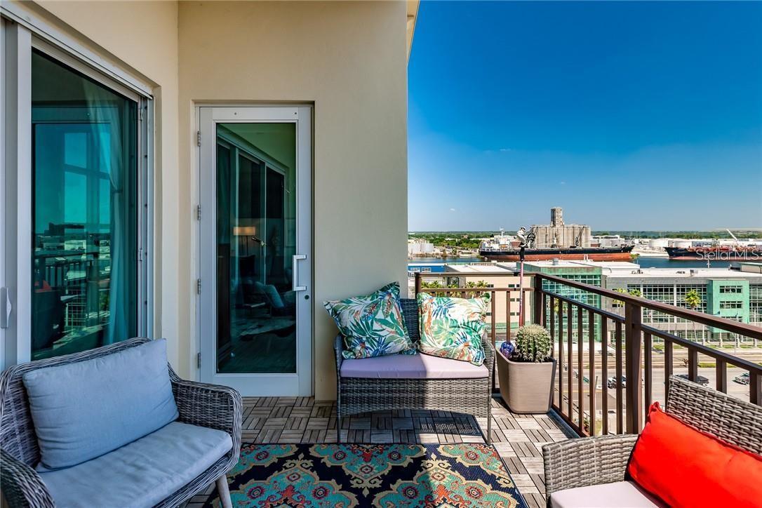 VENTANA A CONDO - Residential