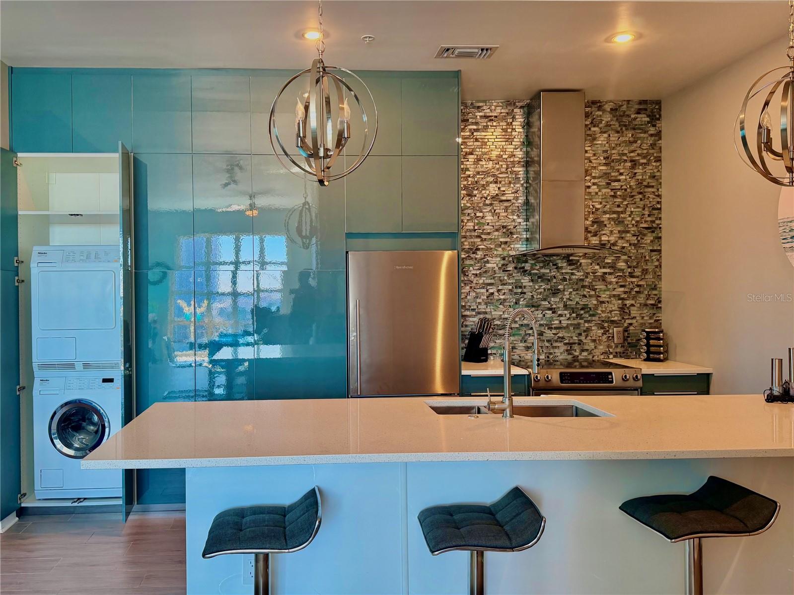 1238 E KENNEDY BOULEVARD 1001