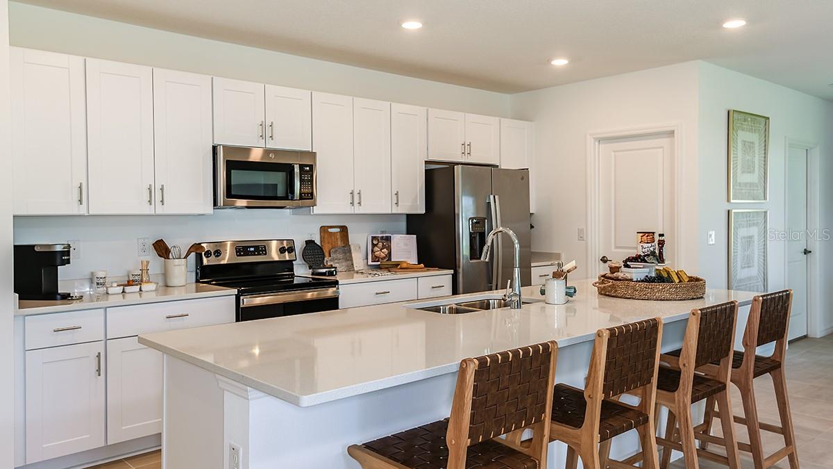 7384 CAPSTONE DRIVE