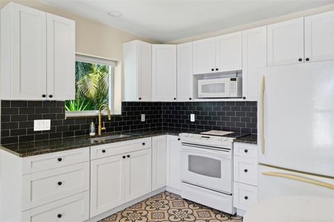 A home in TAMPA