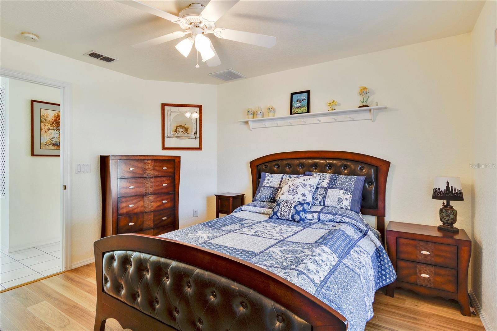 ROYAL HIGHLANDS - Residential