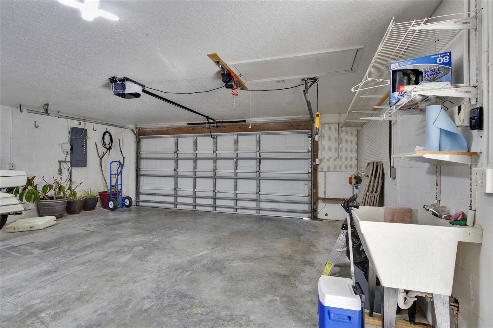 ROYAL HIGHLANDS - Residential