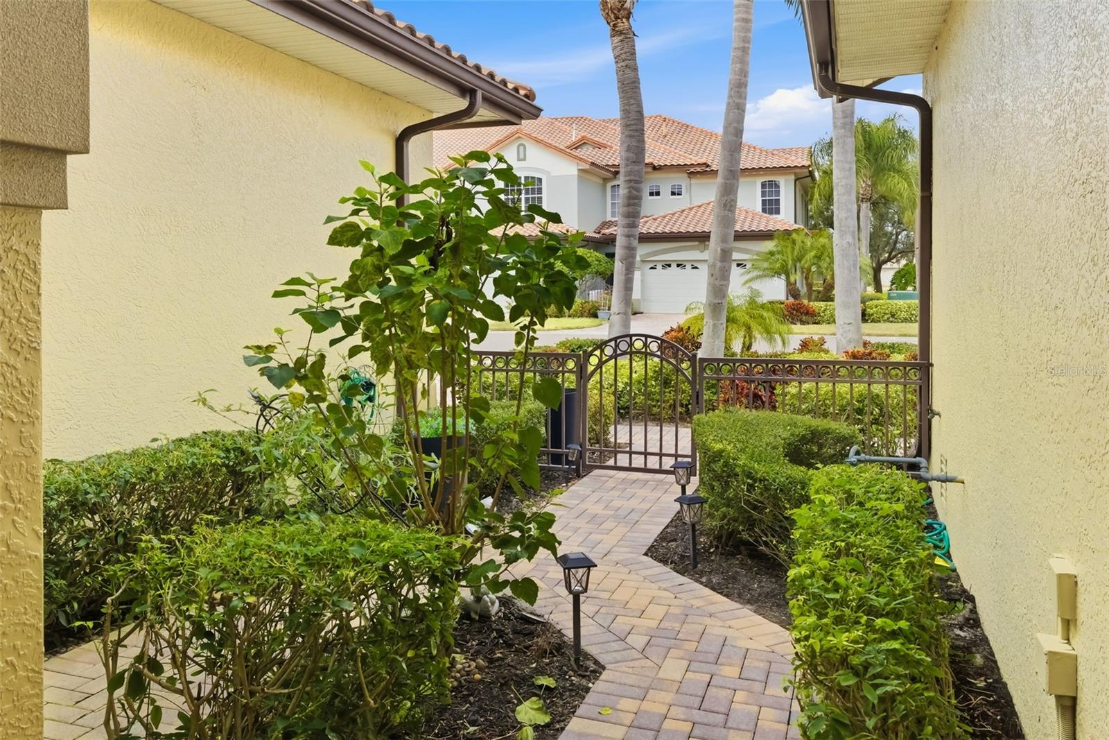 MIRAMAR LAGOONS AT LAKEWOOD RANCH - Residential