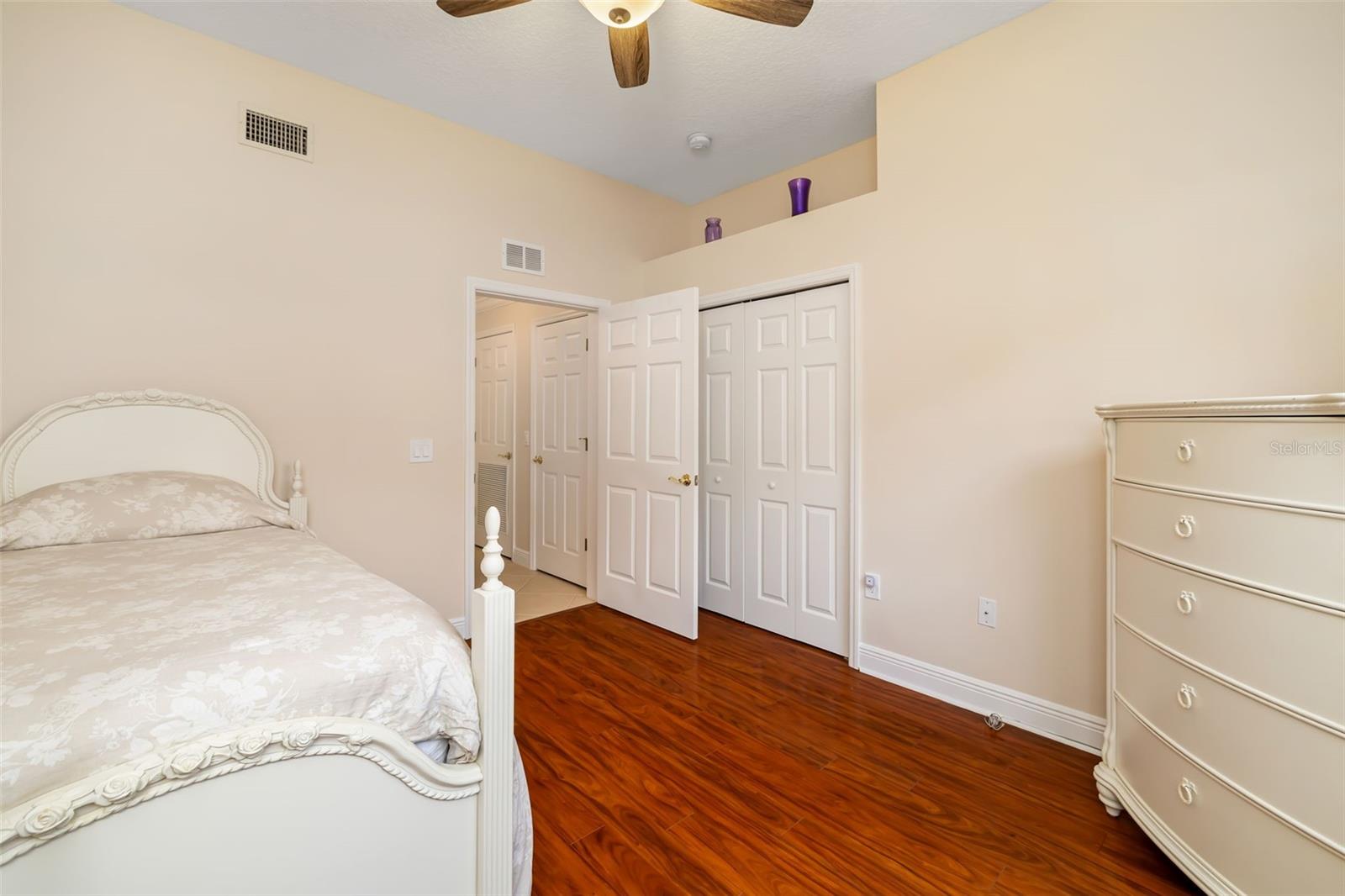 MIRAMAR LAGOONS AT LAKEWOOD RANCH - Residential