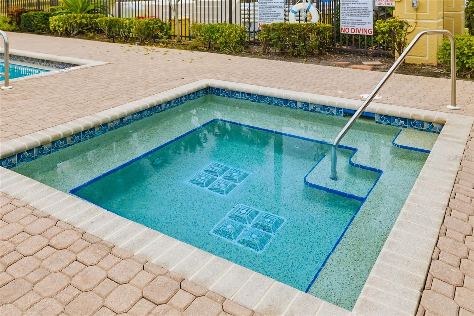 MIRAMAR LAGOONS AT LAKEWOOD RANCH - Residential