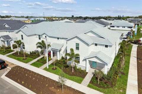 Photo of 8007 Seaflower Parkway, Bradenton, FL 34210 (MLS # A4680497)