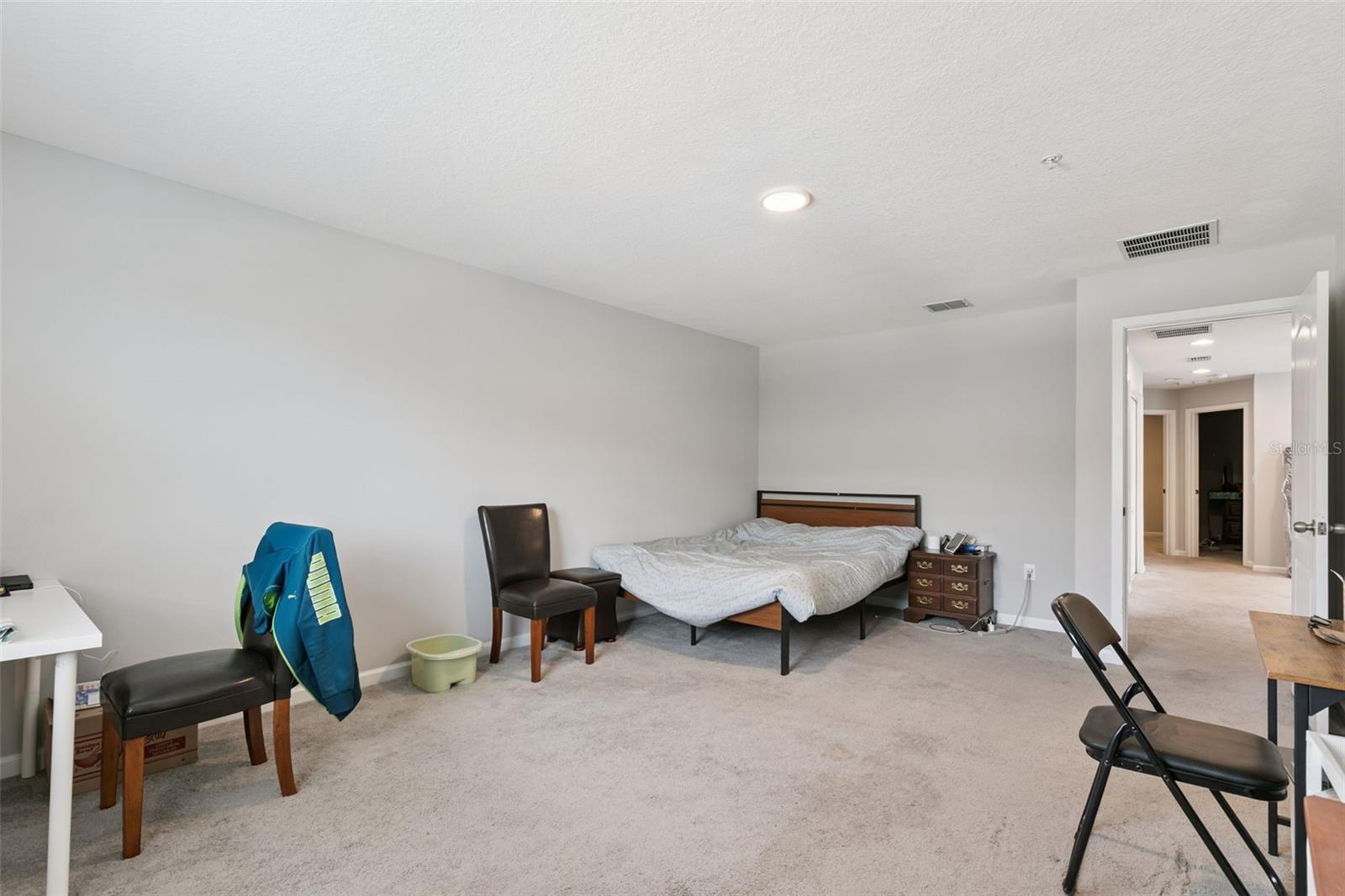 HIDDEN LAKE RESERVE - Residential