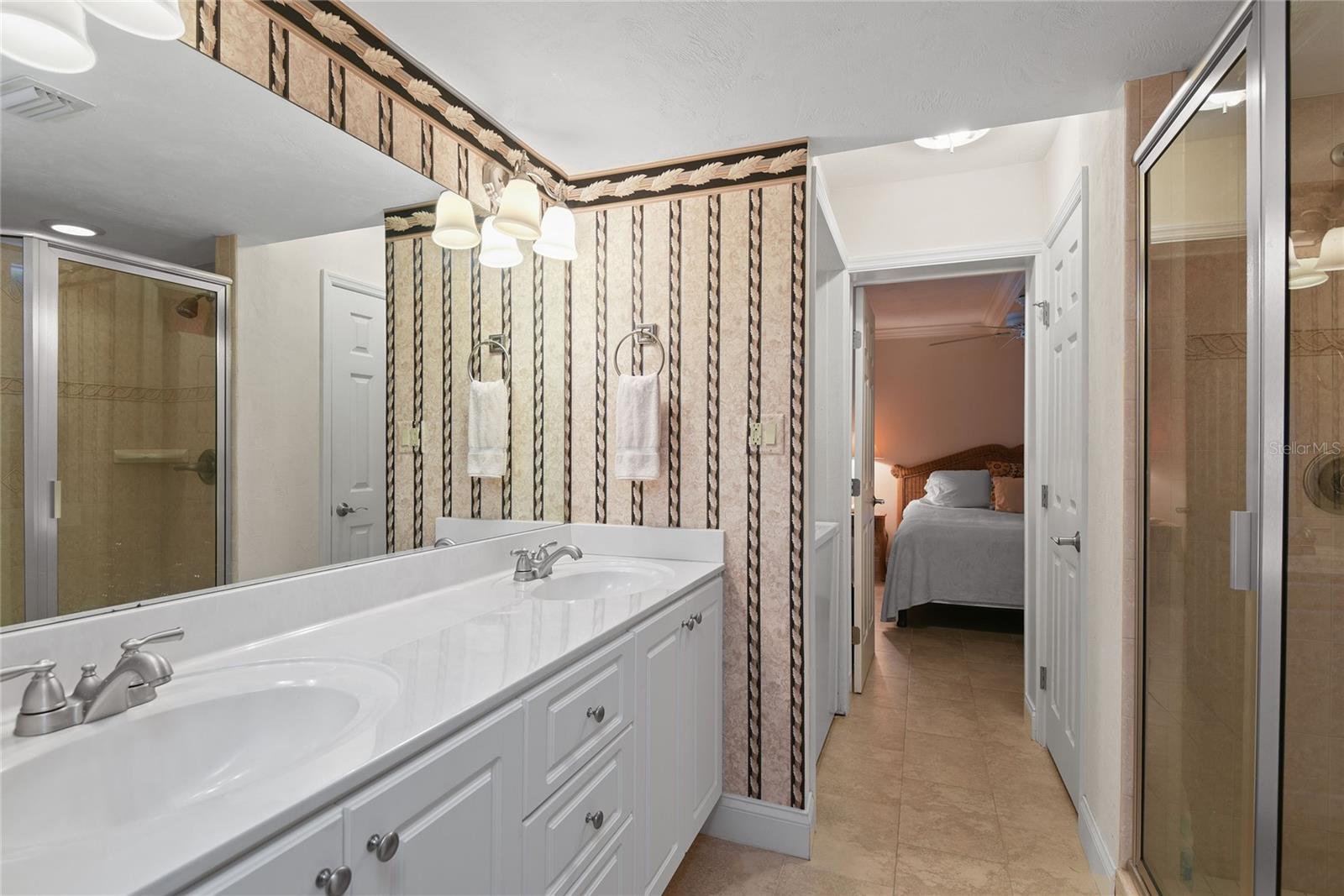 SANDPIPER SEC 01 - Residential Lease