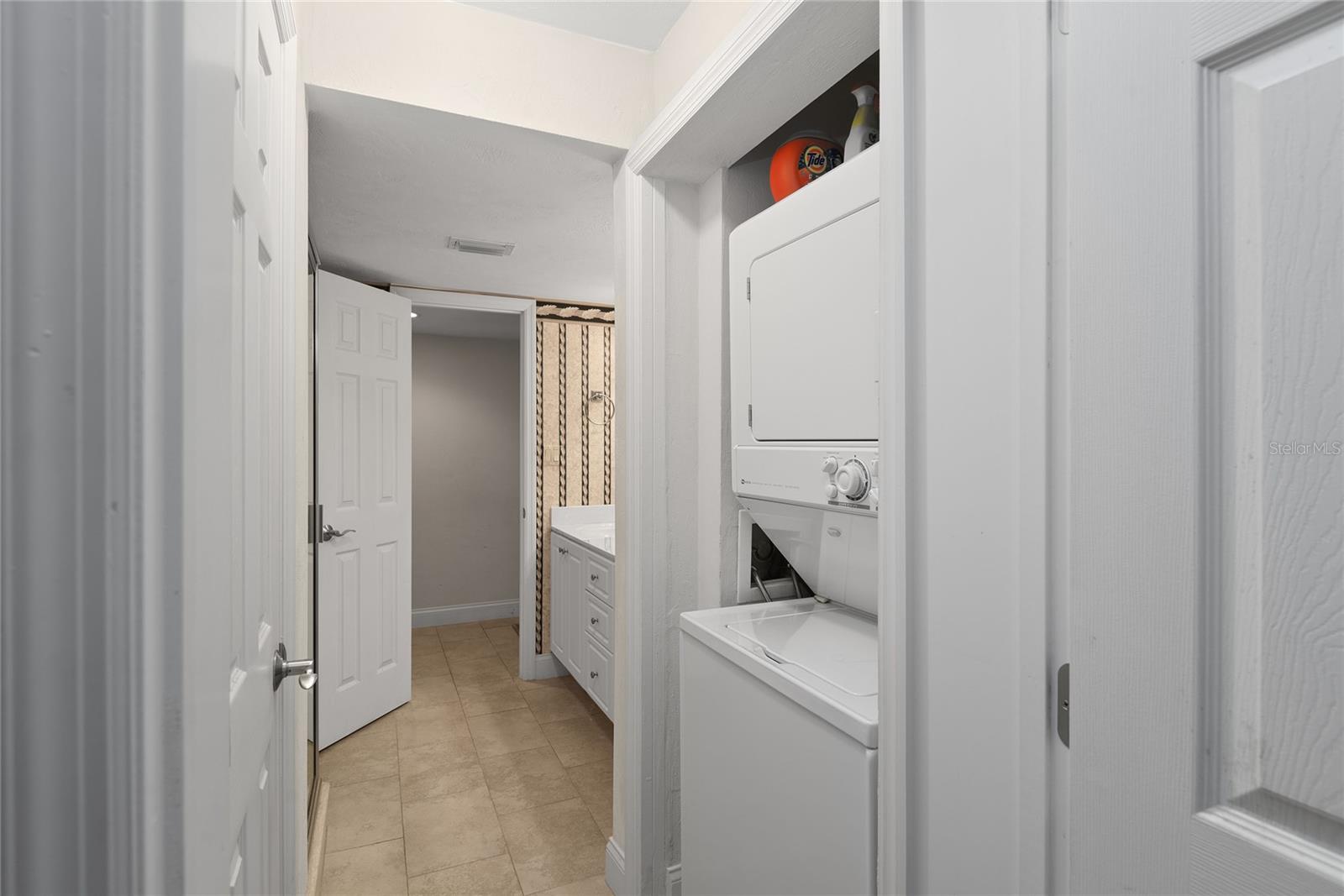 SANDPIPER SEC 01 - Residential Lease