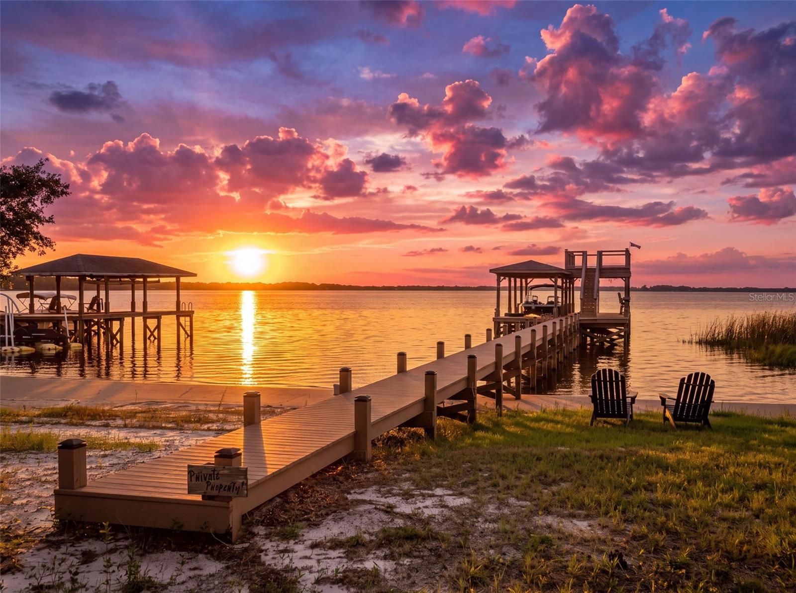 12442 LAKESHORE DRIVE