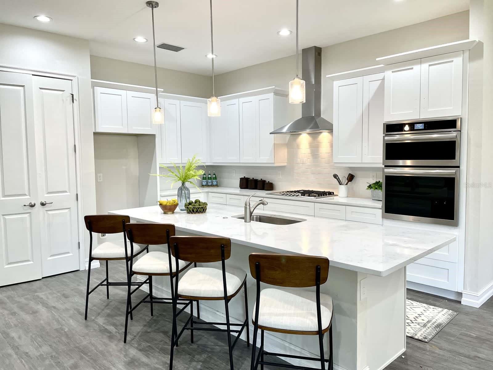 IRISH ACRES - Residential