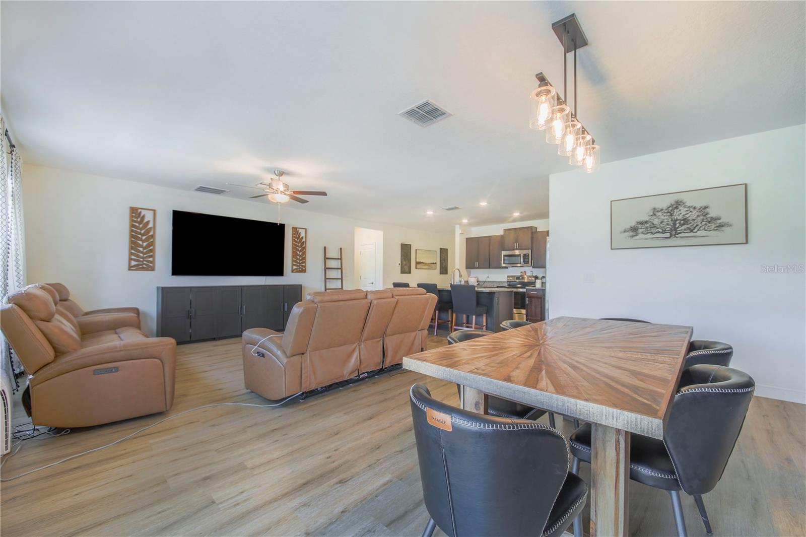WIND MDWS SOUTH PH 1 - Residential