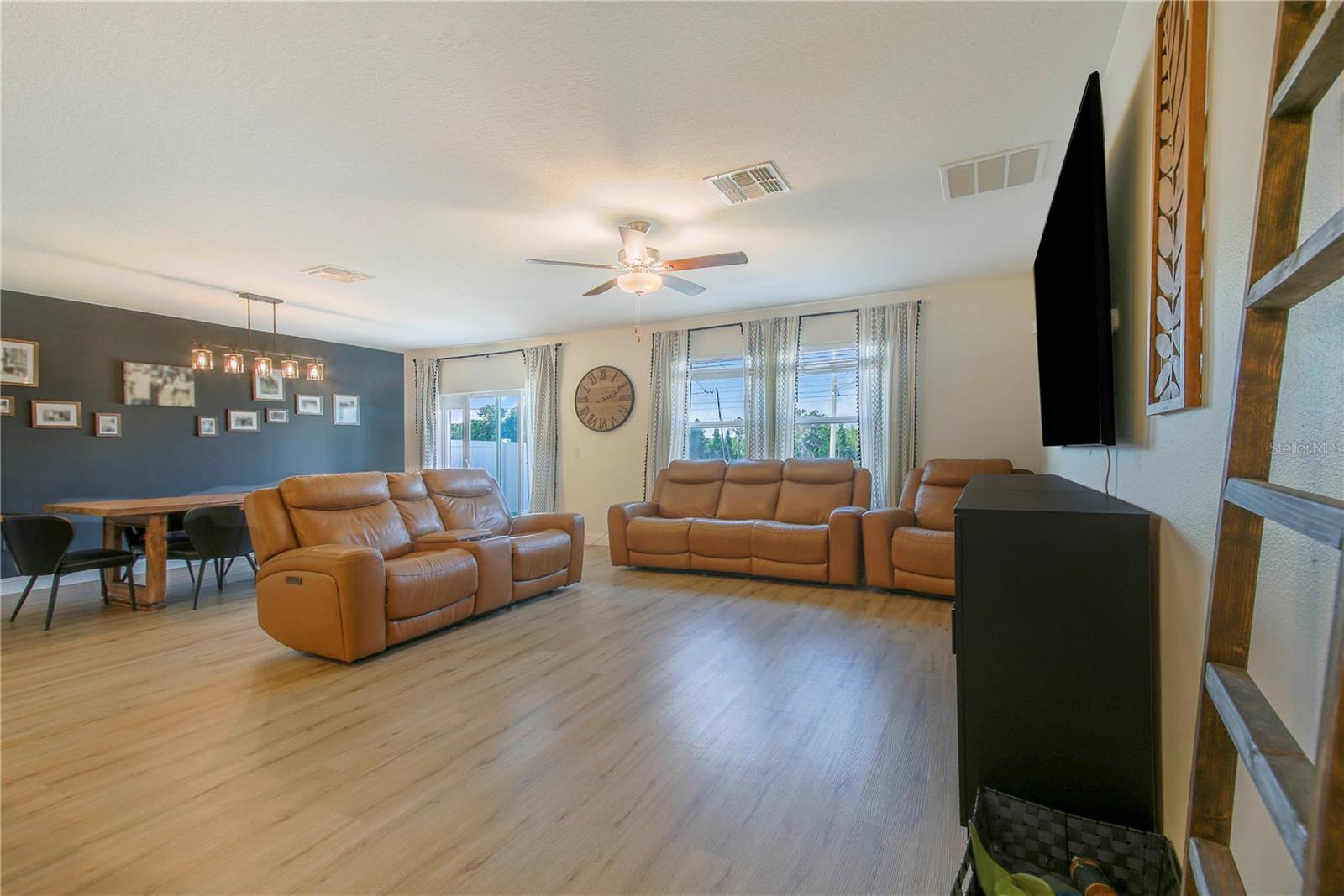 WIND MDWS SOUTH PH 1 - Residential