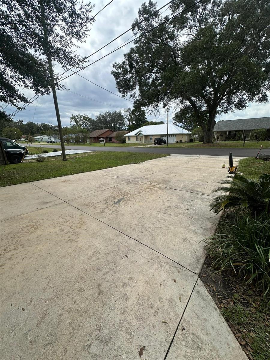 147 ALMOND ROAD