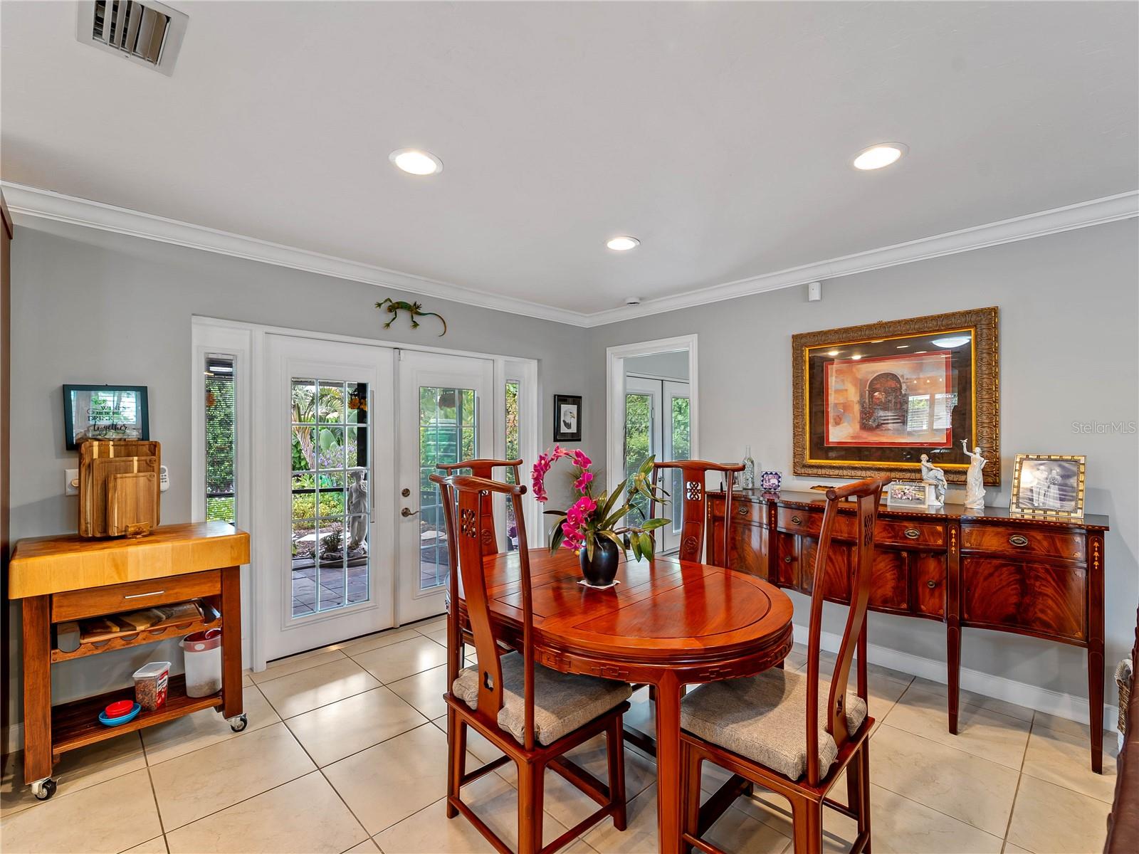 SOUTHBAY YACHT & RACQUET CLUB - Residential