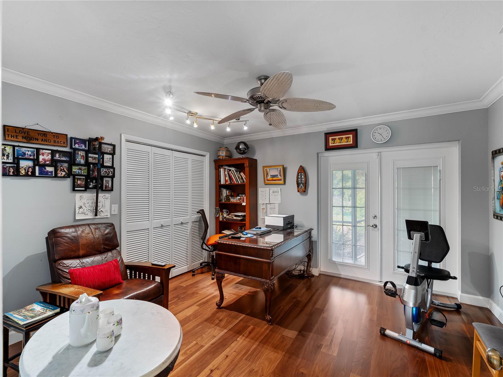 SOUTHBAY YACHT & RACQUET CLUB - Residential